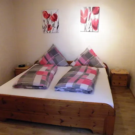 Haus Bahlo - Ferienwohnungen Attendorn Zimmer foto